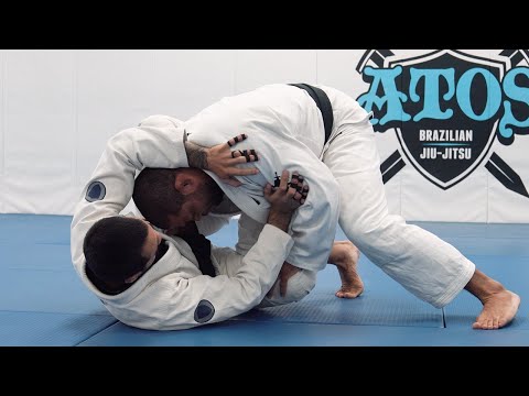 Importance of Head Position While Passing - Andre Galvao