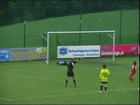Elfmeter gegen Eugendorf.
