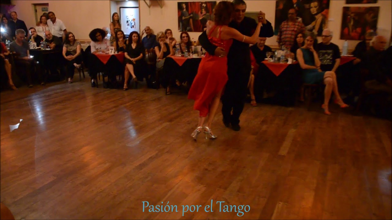 VIRGINIA VASCONI y JULIO BALMACEDA Bailando la Milonga LA CICATRIZ en YIRA YIRA