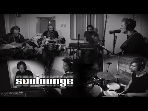 Soulounge feat. Phil Siemers - Bei uns fängt es an (Royal Sessions)