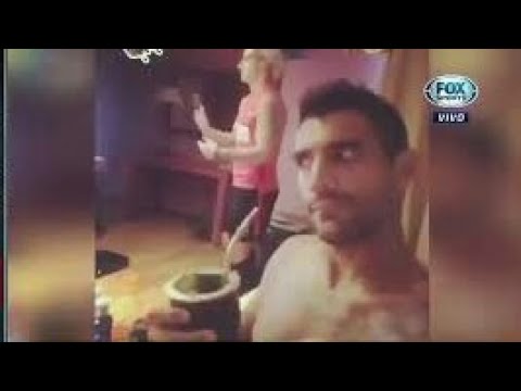 Griezmann a pura Cumbia con Godin y Augusto Fernandez