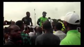 #IStandWithNigeria protesters storm Lagos streets