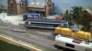 preview picture of video 'LE TRAIN EN MINIATURE. Modélisme ferroviaire à Wasquehal (16-17/02/2013). 2ème partie'