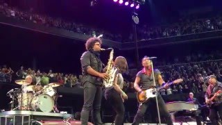 Dancing in the Dark with Soozie Bruce Springsteen and the E Street Band 4/25/2016