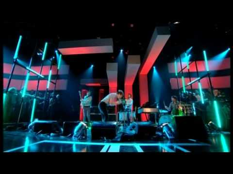 Friendly Fires - Paris & Jump In The Pool - Live On Jools