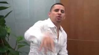 LARRY HERNANDEZ SITIO OFICIAL @ UNIVERSAL MUSIC LATINO