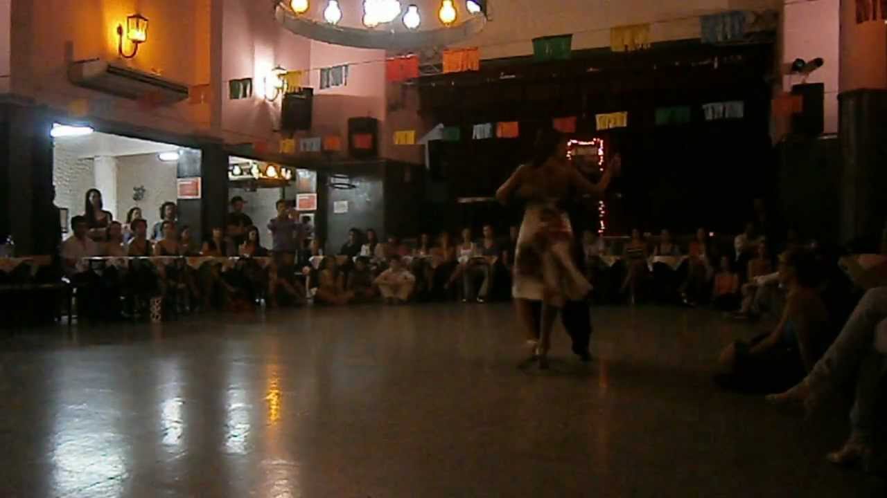 Karina Colmeiro y Sebastian Arrua en El Motivo Tango, 7/1/2013