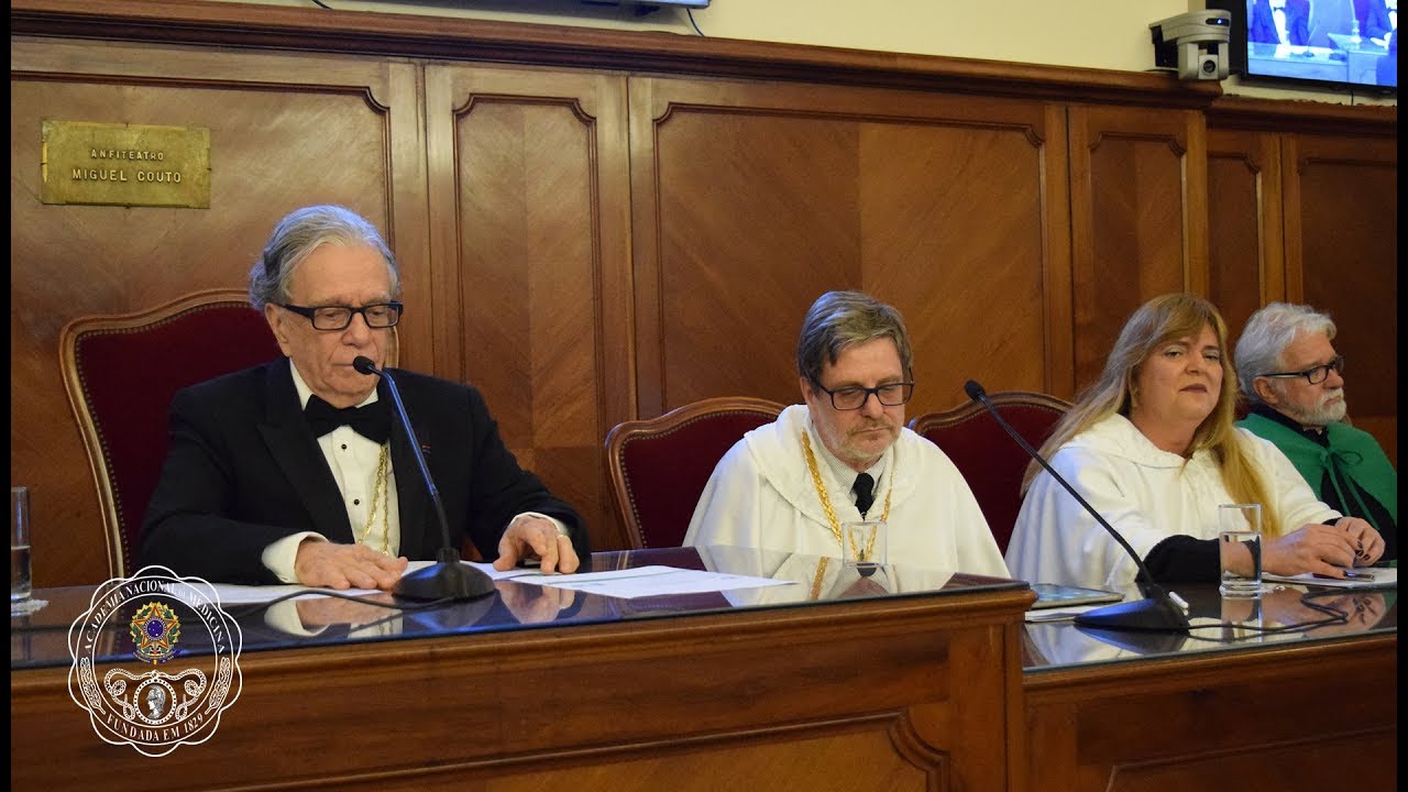 Sessão Solene Comemorativa dos 210 anos da Faculdade de Medicina da UFRJ – 6 de novembro de 2018