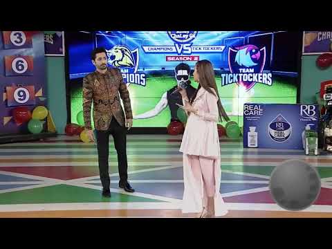 Rabeeca Khan singing “Zara dholki bajao" song in Game show aisay chalay ga