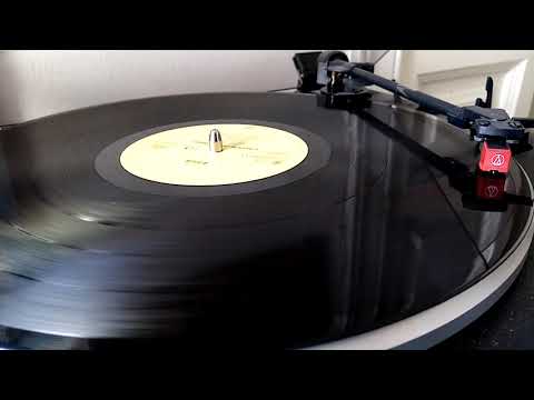 AXXIS: Living in a world - (Album: Kingdom of the night - 1989)