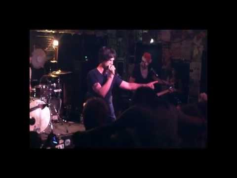 We Are The Emergency - All we ever see of the stars are their old photographs (Live)