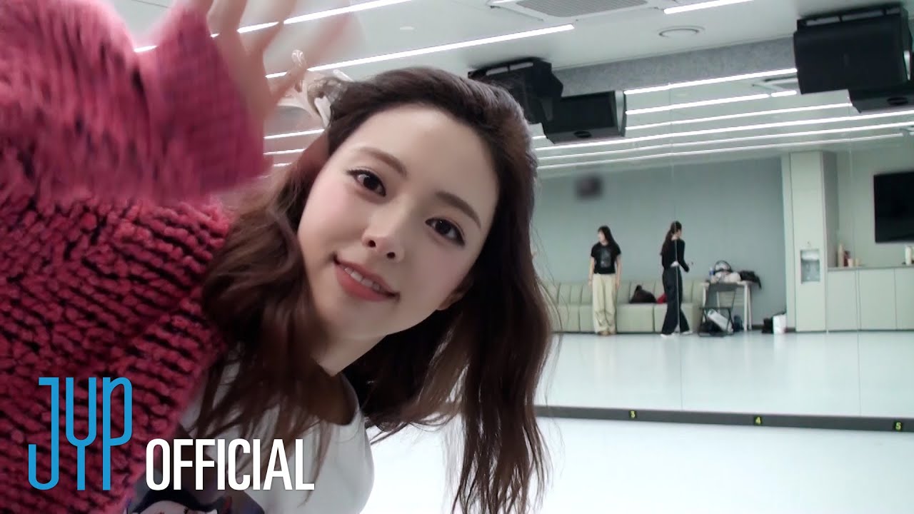 ITZY "TUNNEL VISION" Dance Practice Behind