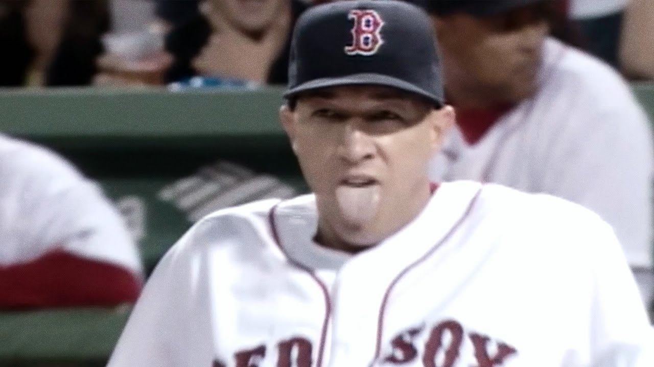 Bocce ball or baseball? 😳 Julian Tavarez rolls baseball to first for out