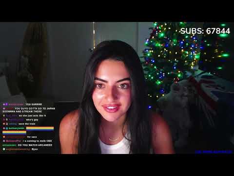 70K⭐HELP WITH CHRISTMAS GIFTS🎅🏽CHRISTINA SOLO🎁LETS REACT😮