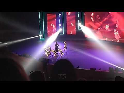 CLC 씨엘씨 — Black Dress @ Moscow, Russia 190831 | K-content Expo