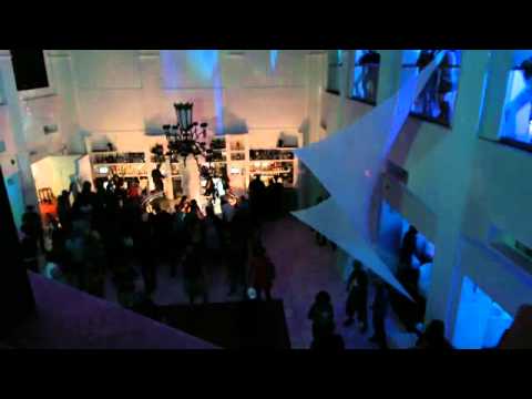 white house Derrick May Clip 3