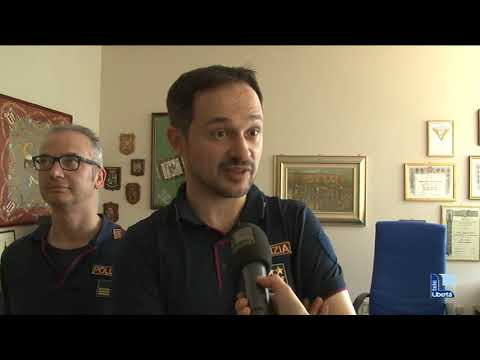 Bambina smarrita riportata a casa dalla polizia