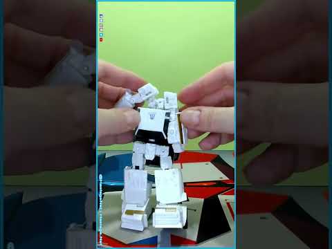 Transformers War For Cybertron Earthrise Deluxe Runamuck | Quick Convert #Shorts