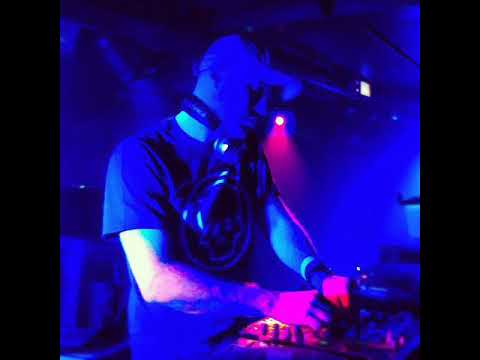 Samuel L Session @ MS Stubnitz 2004