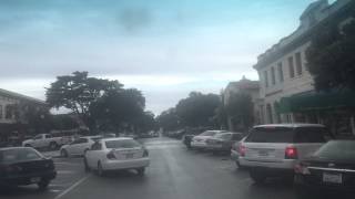 preview picture of video 'Drive down Lighthouse Ave in Pacific Grove on a rainy day'
