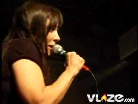 Josie Cotton - School Is In [Live @ Vlaze Studios]