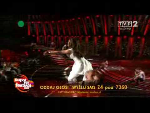 LaGaylia - Over And Over Again (live Sopot Hit Festiwal 2009)