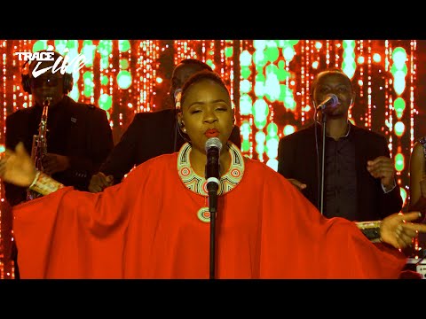 EVELYN WANJIRU CHRISTMAS SPECIAL FT GODWILL BABETTE AND PRAISE ATMOSPHERE BAND