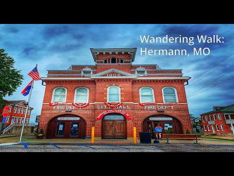 image-How many wineries are in Hermann?