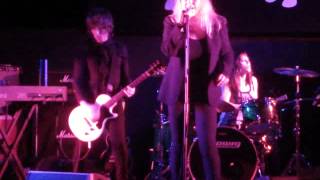 Bebe Buell singing her Motorhead song ~ Hollywood, FL ~ 3-3-2012