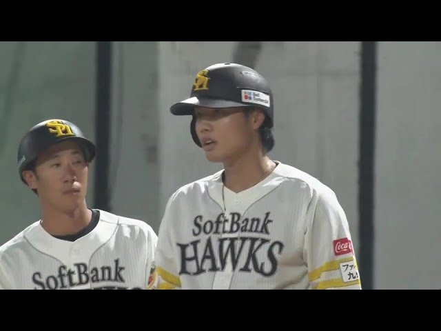 【ファーム】詰まりながらもセンター前へ!! ホークス・渡邉陸 高めの球を捉えるタイムリーで1点を返す!! 2024年9月6日 福岡ソフトバンクホークス 対 広島東洋カープ