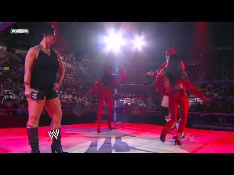 Dance Off: Brodus Clay vs Vickie Guerrero #04