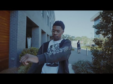 Mezzi - Strangle Me (Official Music Video)