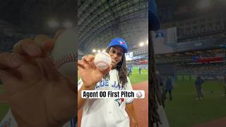 A dream come true for Agent 00 ???? #MLB #BlueJays #Streamers #Toronto