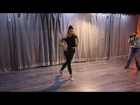 Kashira - Samba no pé - Moscow - Ela Balanca Mas Não Para - Mc Buiu