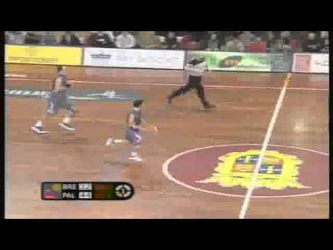 ADECCO ORO J16 Palencia B., 81 - Leche Río Breogán, 75