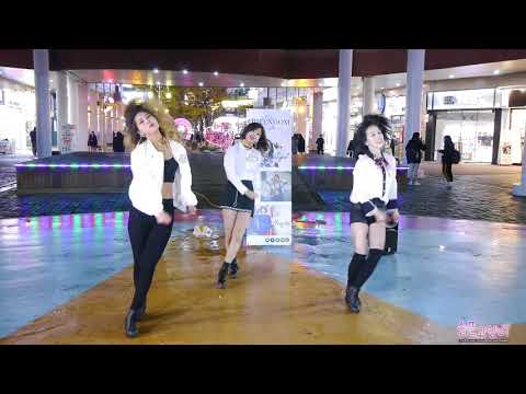 [직캠] fancam 171110 퀸덤(QUEENDOM) 일산 라페스타 버스킹 - 옛노래 메들리 2 (Dash,No.1,Poison) by 슬픈고양이