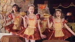 Emu's Pink Windmill Kids: 9 to 5