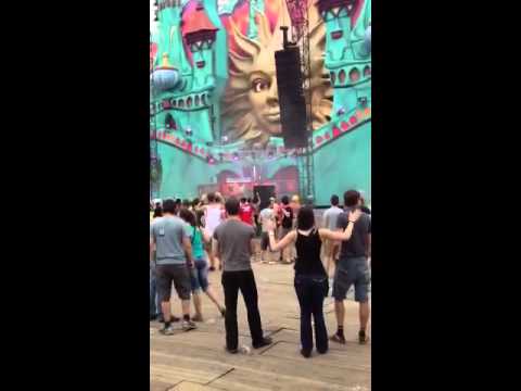 Orla feeney @ tomorrowland 2012