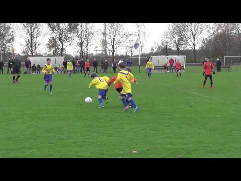 30 nov 2013 SVM D1 - VV De Meern D4 com 5-0 goede aanval De Meern