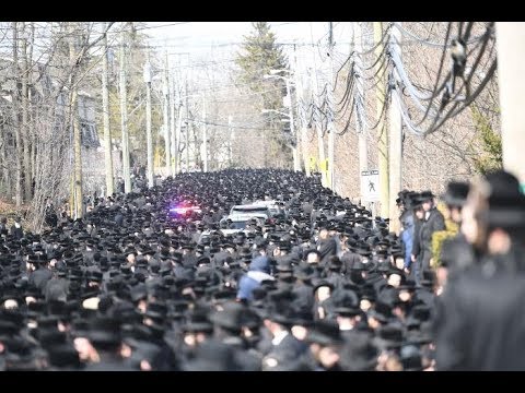 Thousands at the Funeral Of Viznitz Grand Rebbe Rabbi Mordechai Hager in Monsey NY