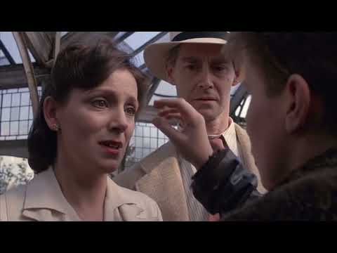 Jim reunites with his mother (Empire of the Sun)