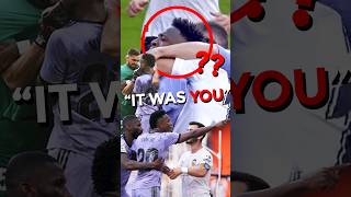 Download lagu Vini Junior LOSES IT as Valencia Fans chant RACISM word 👎🏼 #shorts mp3