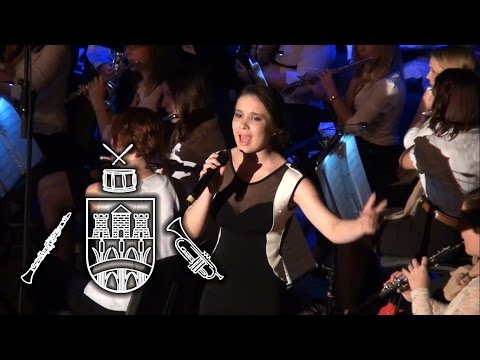 Valahol Európában - A zene az kell (előadja Csubrikova Krisztina)