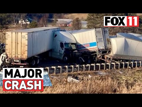 Multiple vehicles involved in crash on Wisconsin interstate