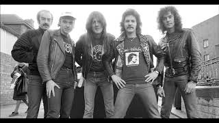 Saxon - 10 - Street fighting gang (Manchester - 1980)