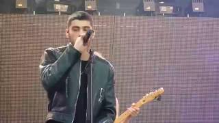 ZAYN- SHE DON&#39;T LOVE ME (Wango Tango 2016)