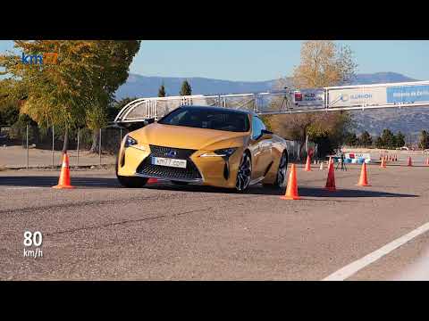Lexus LC 500h 2017 – Maniobra de esquiva (moose test) y eslalon | km77.com