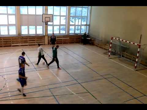 Victoria Mniów-ŁKS Łopuszno. Rzuty karne. Półfinał!