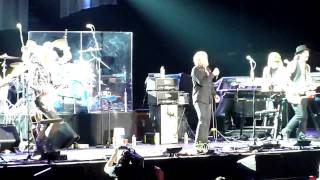 Roger Daltrey, Simon Townshend ~ Baba O'Riley (3-02-10 Tulsa, OK)