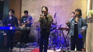 Download lagu Hindia - Cincin (Live at Gardencove, Jakarta 2/8/2023) mp3